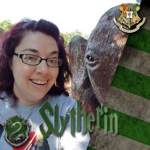 Meet your Posher, Liz